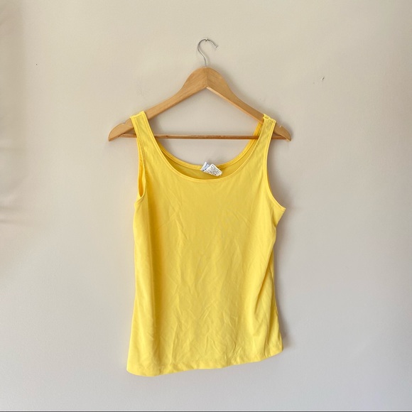 ❤️3 for $30❤️ Vintage Yellow Tank - Picture 2 of 6